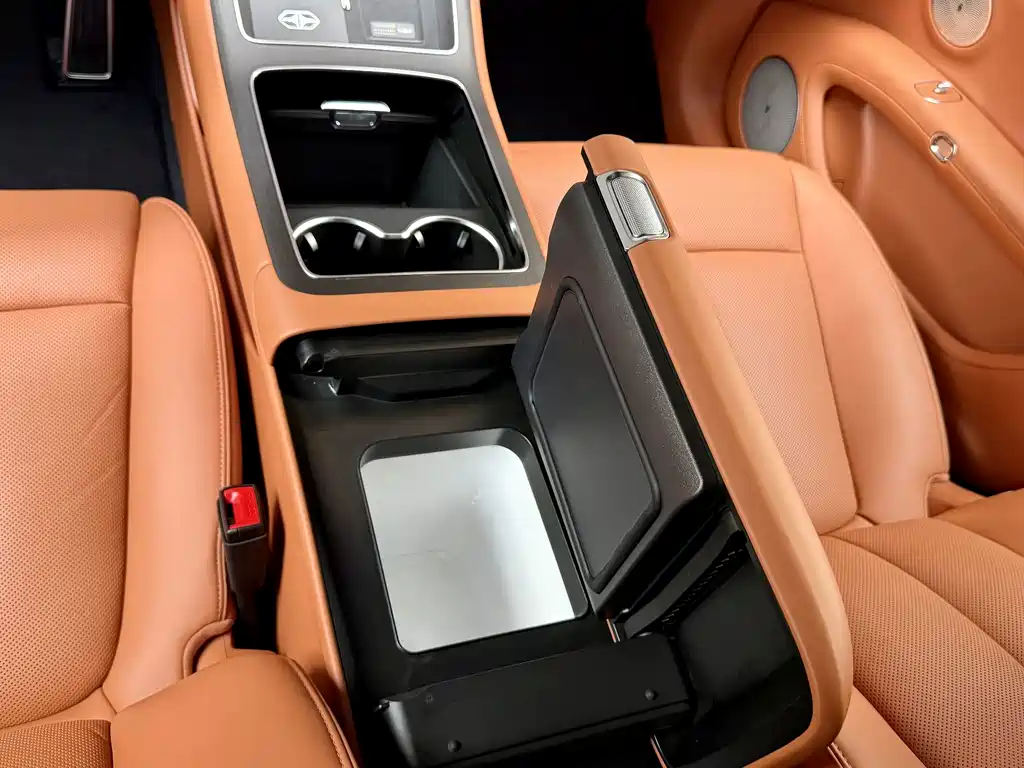 Xinjie S9 2026 Edition Range-Extended Ultra Rear-Wheel Drive 53kWh 192-line LiDAR