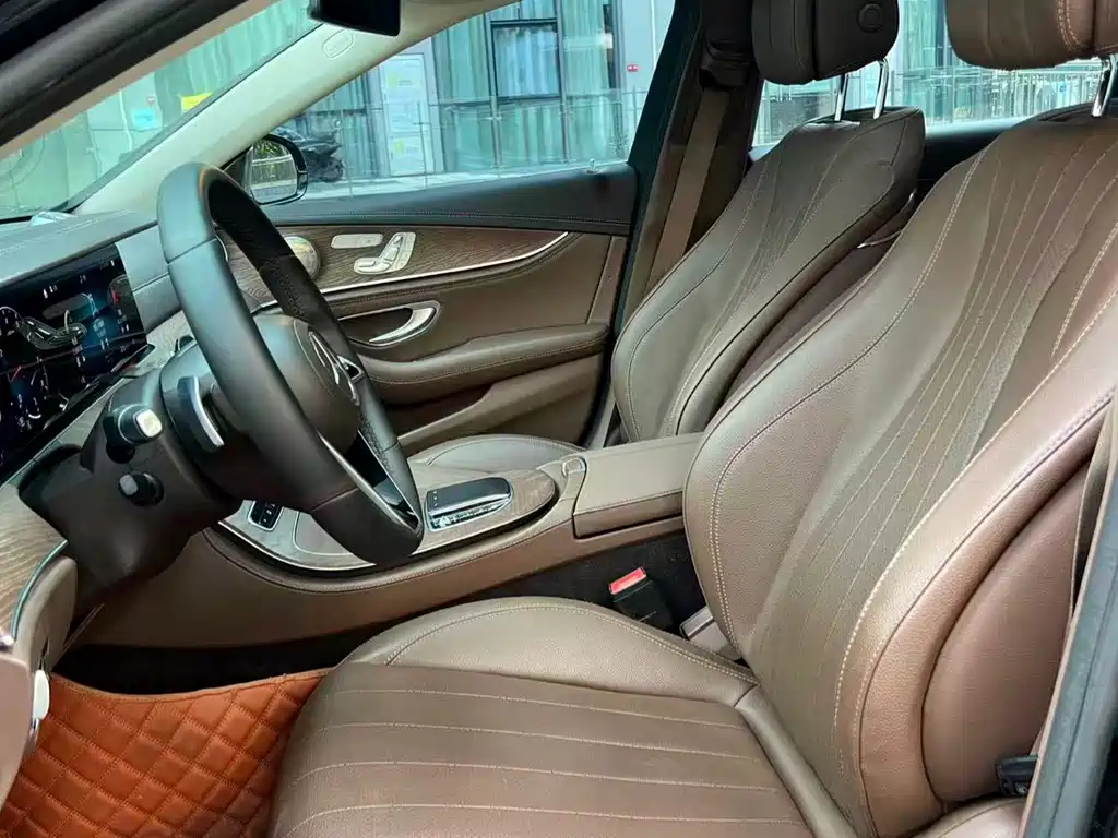 Mercedes-Benz E-Class 2021 E 300 L Fashion Edition