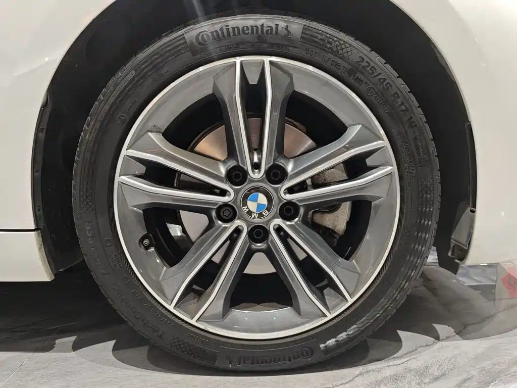 BMW 1 Series 2017 118i Sport Line
