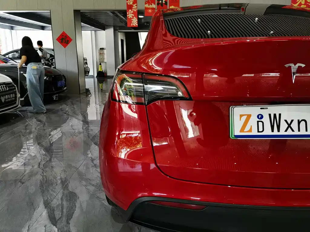 Model Y 2022 Rear-Wheel Drive Edition