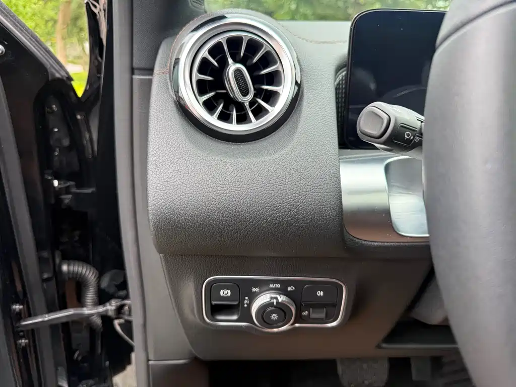 Mercedes-Benz GLB 2021 200 Trendline