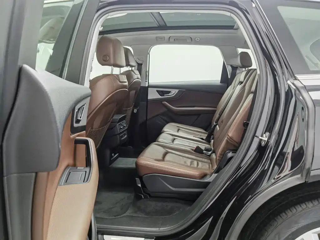 Audi Q7 2019 45 TFSI Comfort Edition