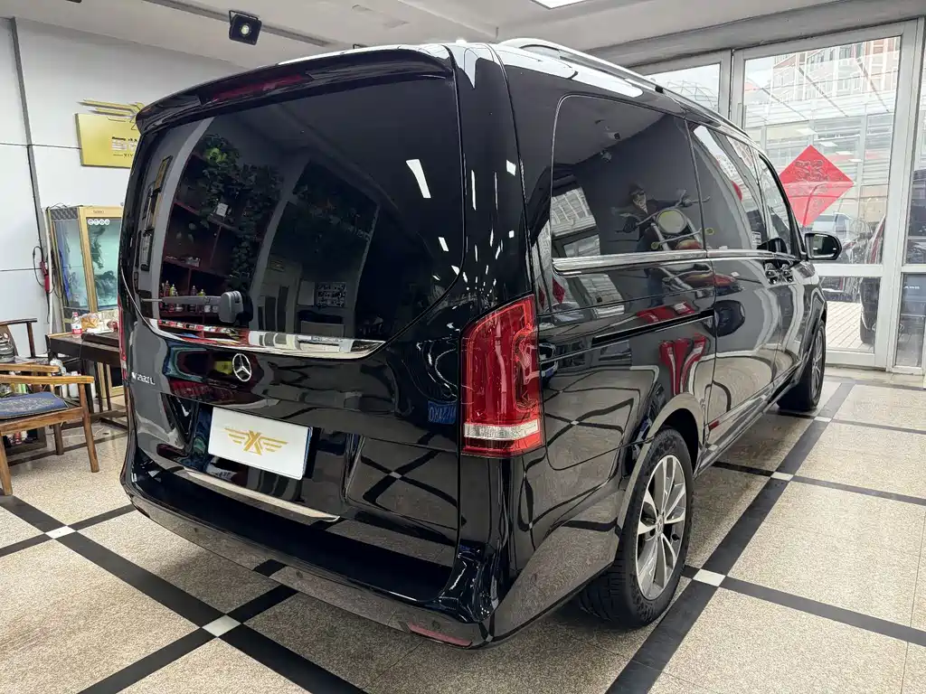 Mercedes-Benz V-Class 2021 V 260 Long Range Edition