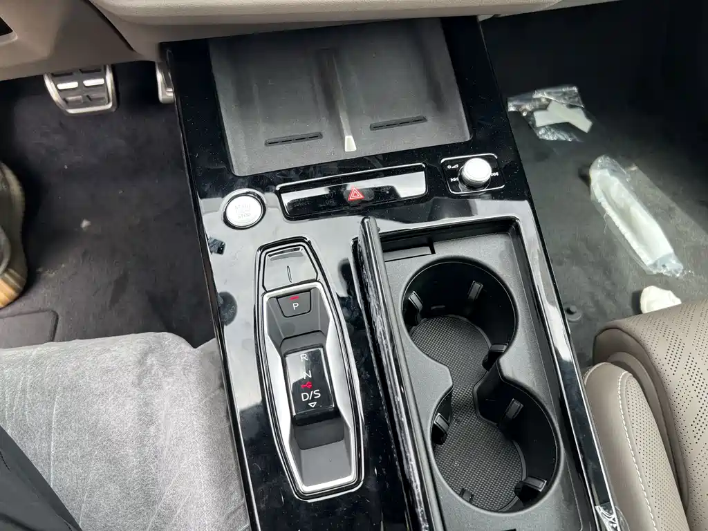 Audi A6L 2026 Edition 2.0T Prestige Model