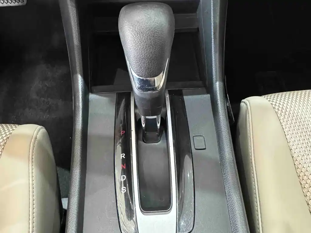 Jade 2016 1.8L Automatic Comfort Elite Edition 5-seat