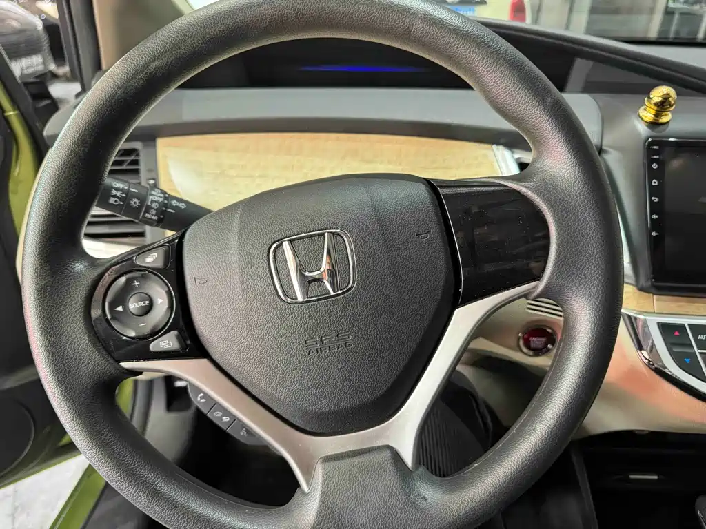 Jade 2016 1.8L Automatic Comfort Elite Edition 5-seat