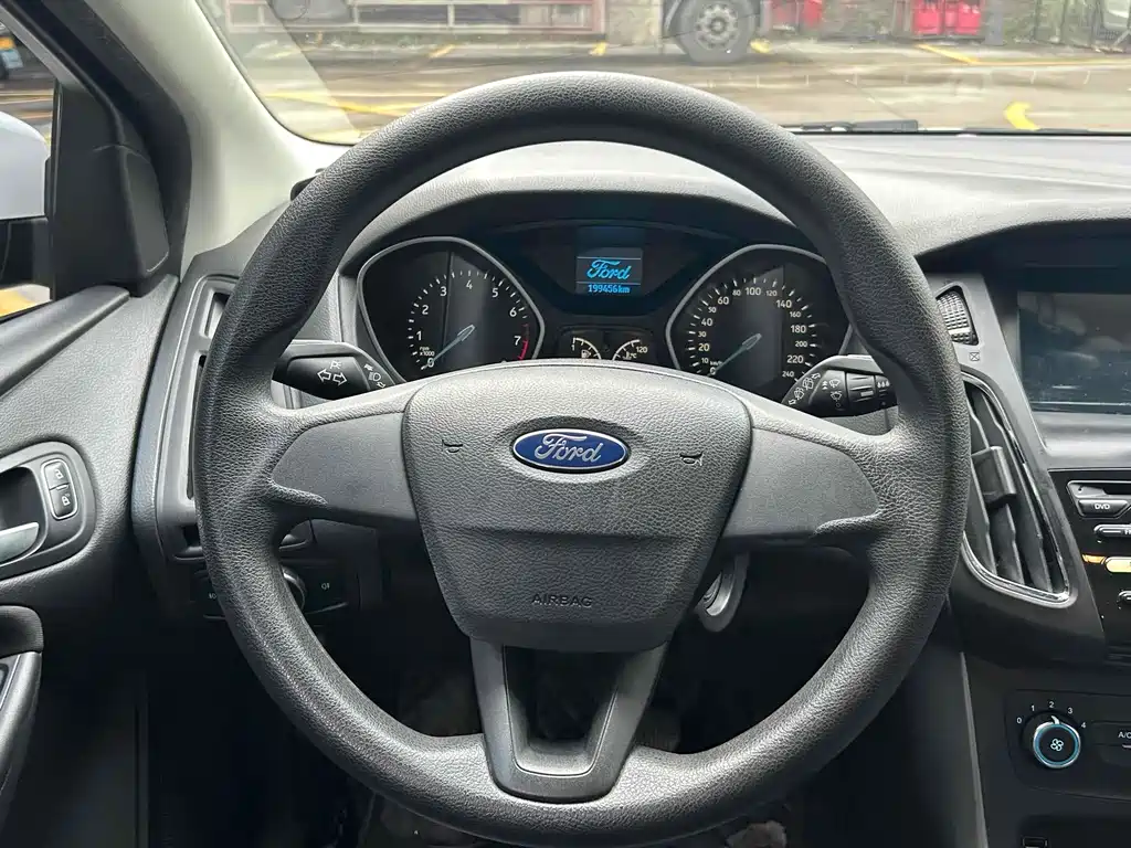 Ford Focus 2017 Two-door 1.6L Automatic Comfort Edition Smart Drive