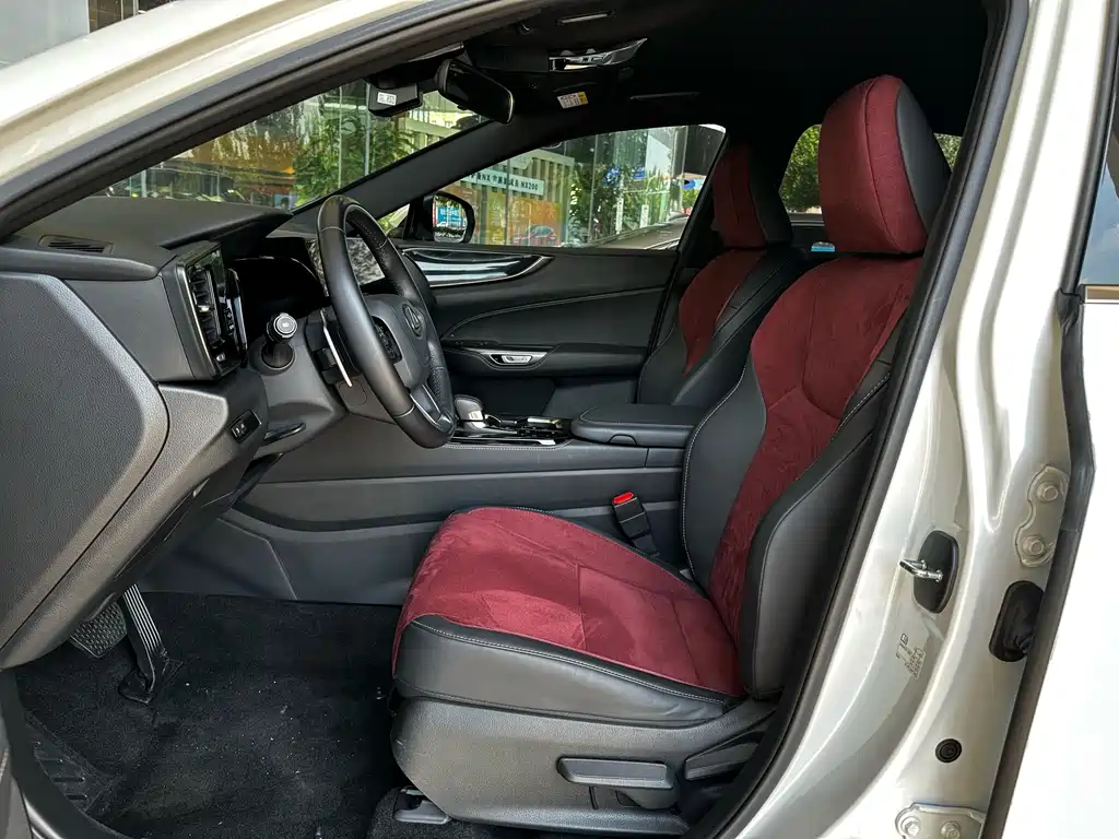 Lexus NX 2023 350h Front-wheel Drive Creativity Edition
