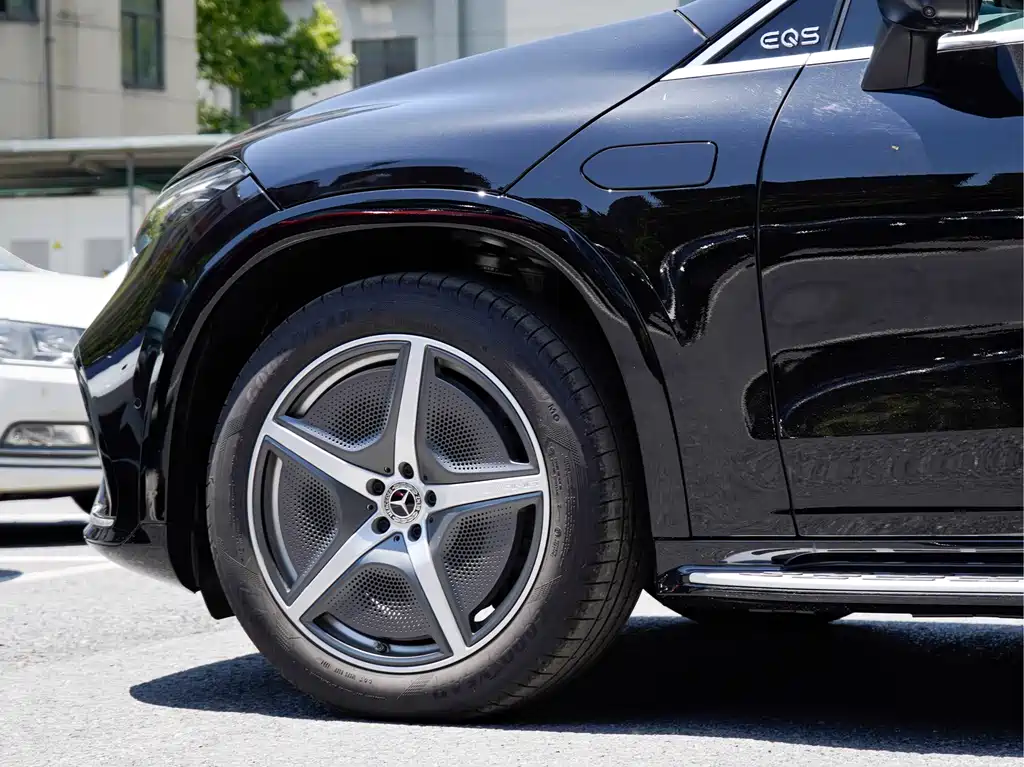 Mercedes EQS SUV 2025 500 4MATIC