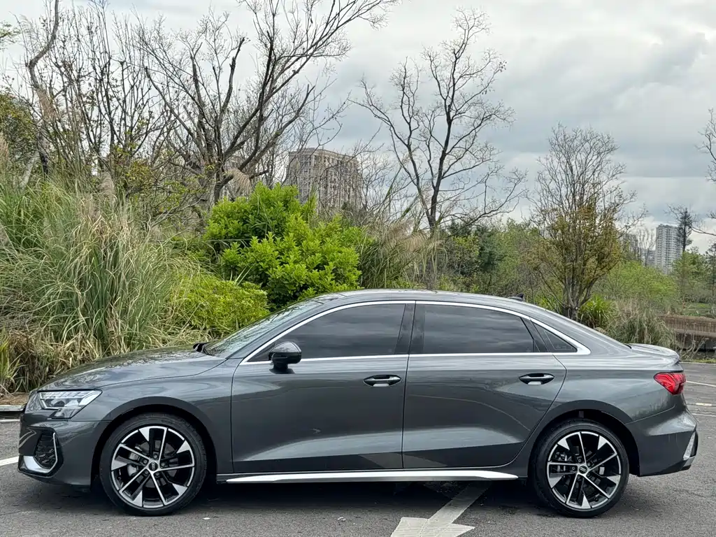 Audi A3 2025 model A3L Limousine 35 TFSI Prestige Edition