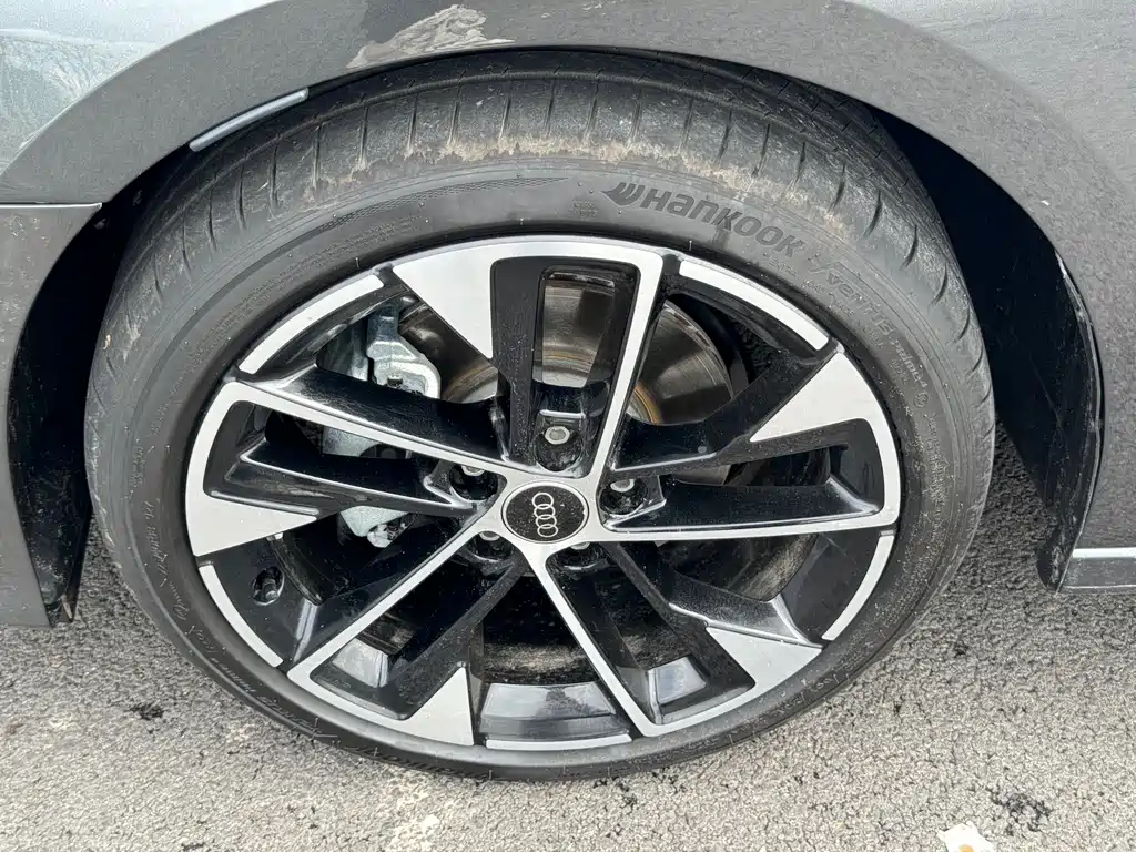 Audi A3 2025 model A3L Limousine 35 TFSI Prestige Edition