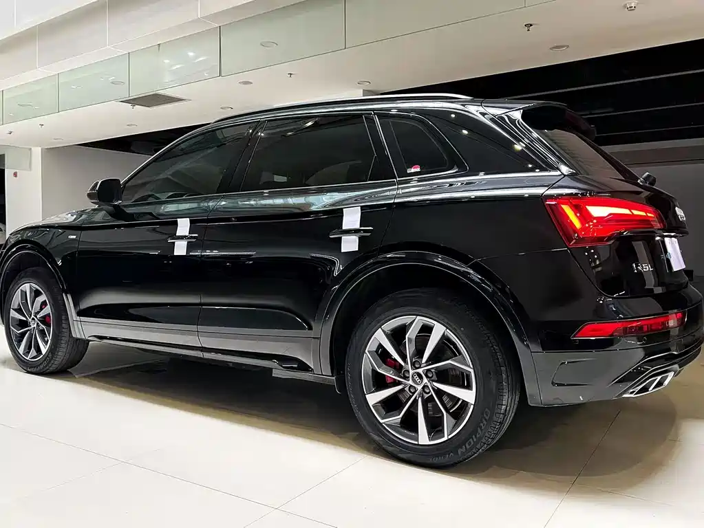 Audi Q5L 2024 model 40 TFSI Luxury Dynamic Edition