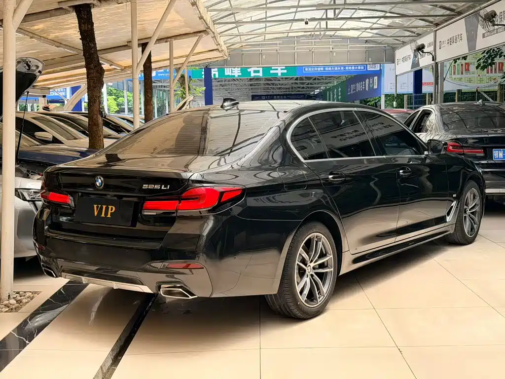 BMW 5 Series 2022 Model Facelift 525Li M Sport Package