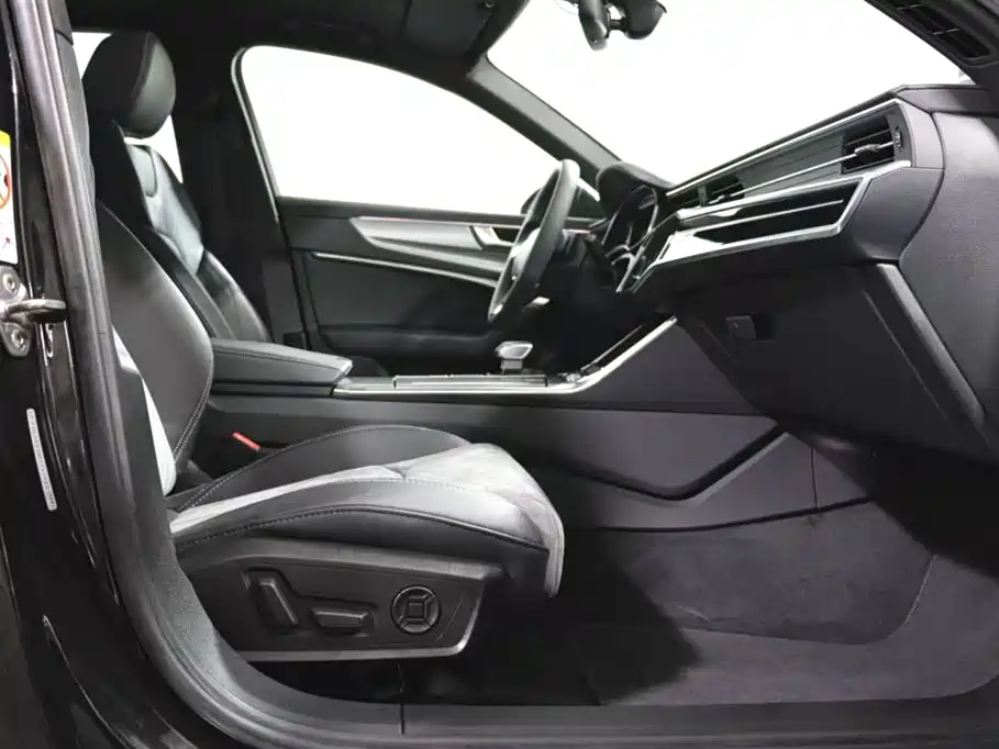 Audi A6L 2021 40 TFSI Luxury Dynamic Edition