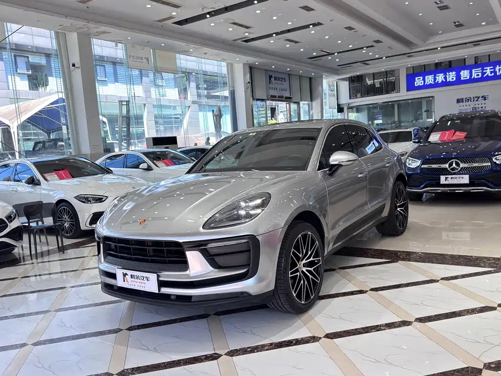 Macan 2022 2.0T