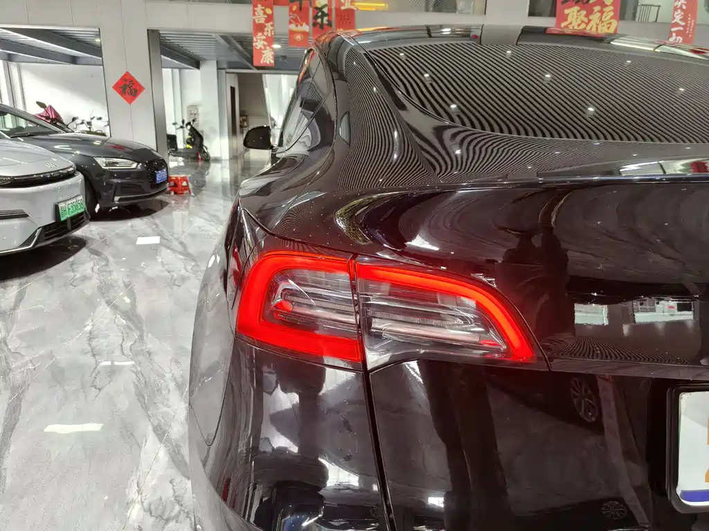 Model Y 2022 Rear-Wheel Drive Edition