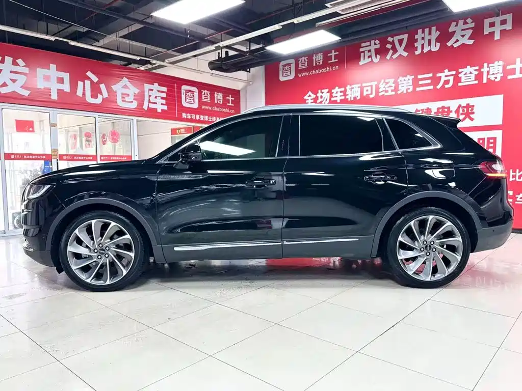 Navigator 2021 2.7T AWD Prestige Edition