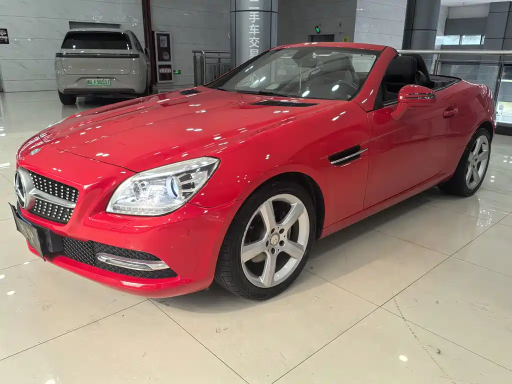 Mercedes-Benz SLK Class 2011 model SLK 200 Sportline