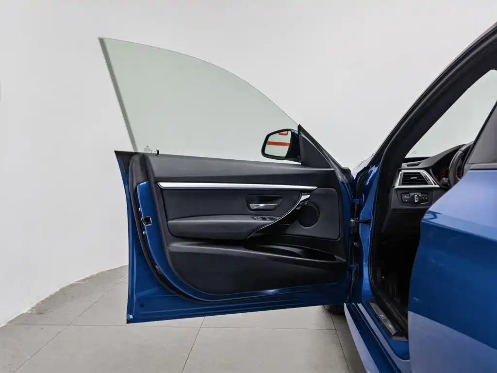 BMW 3 Series GT 2019 320i M Sport Package