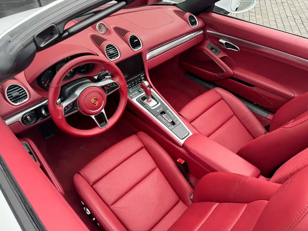 Porsche 718 Boxster 2.0T 2022 Model