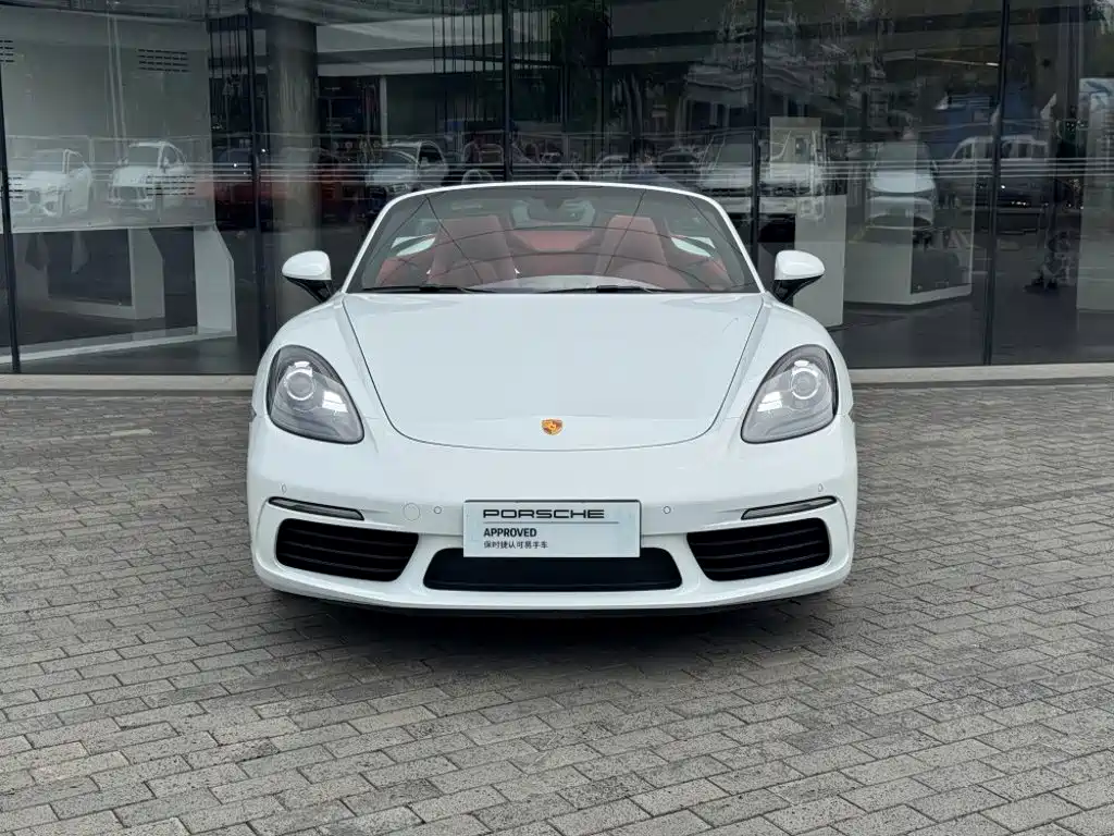 Porsche 718 Boxster 2.0T 2022 Model