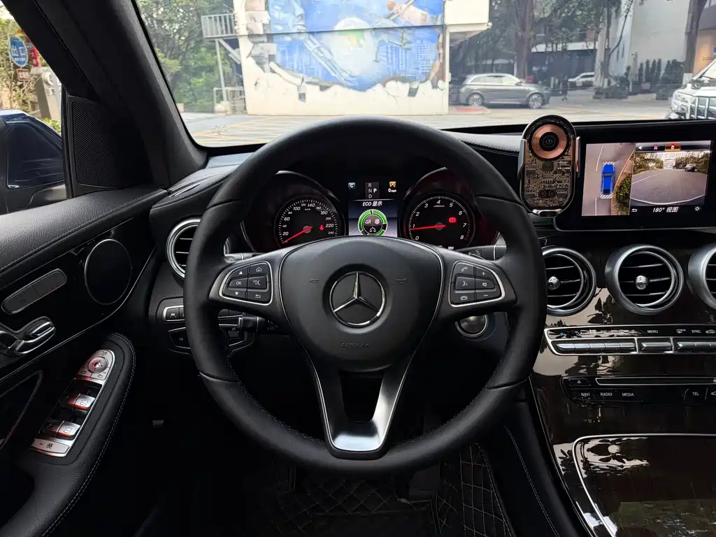Mercedes-Benz GLC 2019 GLC 260 4MATIC Dynamic Edition