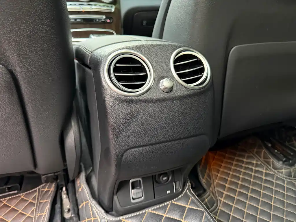 Mercedes-Benz GLC 2019 GLC 260 4MATIC Dynamic Edition