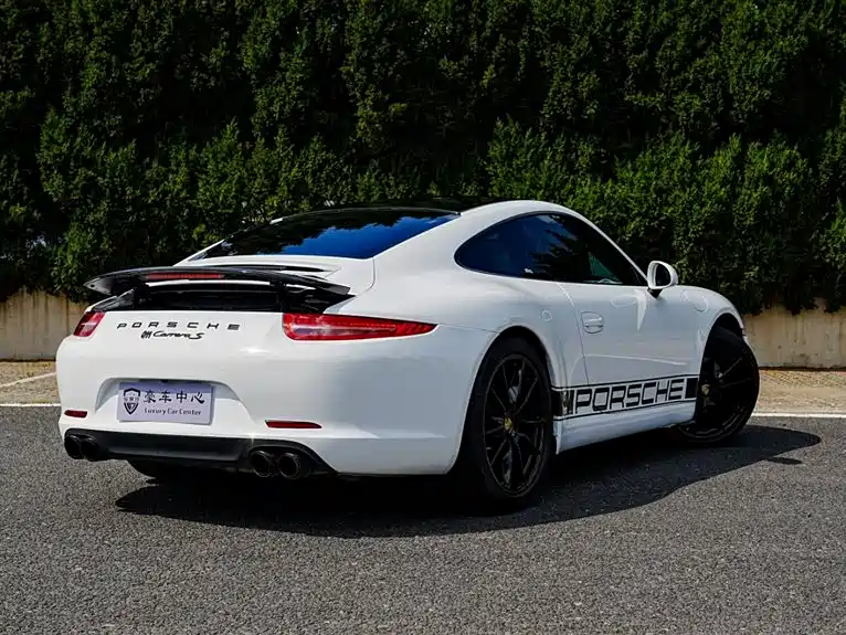 Porsche 911 Carrera 3.4L 2012 Model