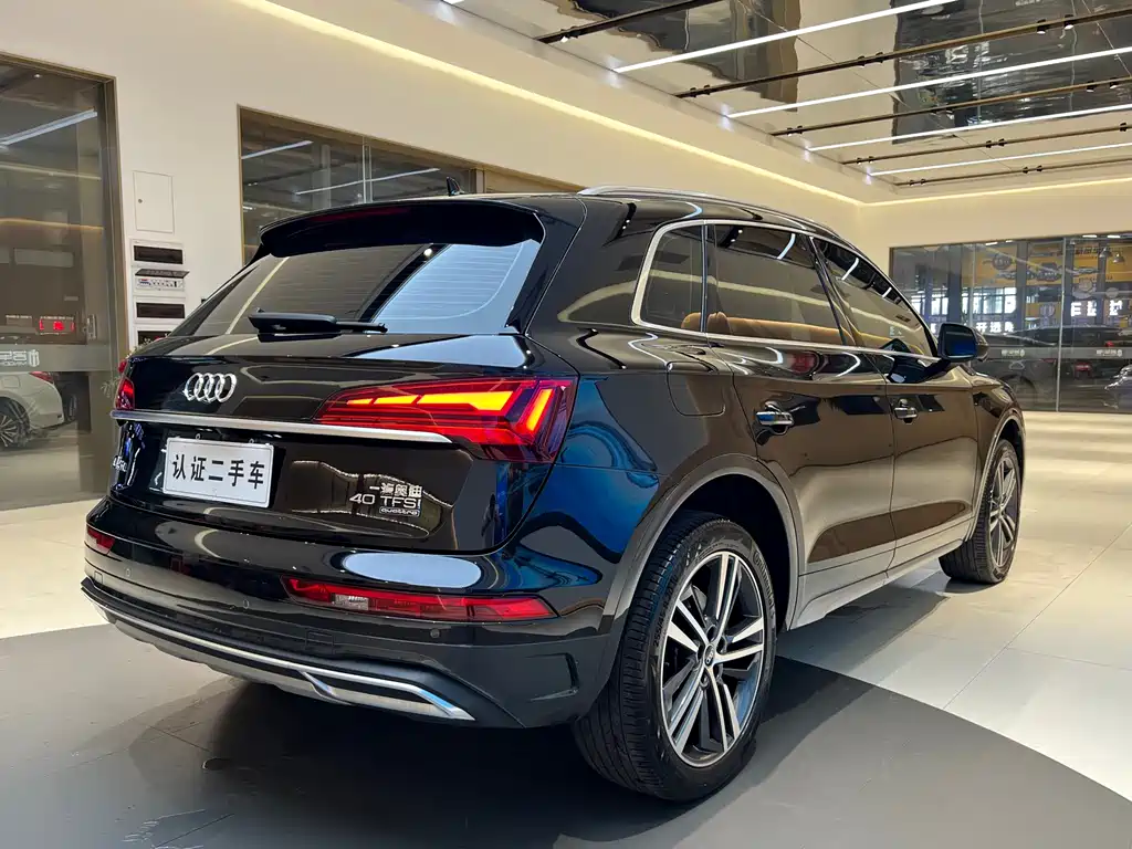 Audi Q5L 2022 40T Premium Dynamic Edition
