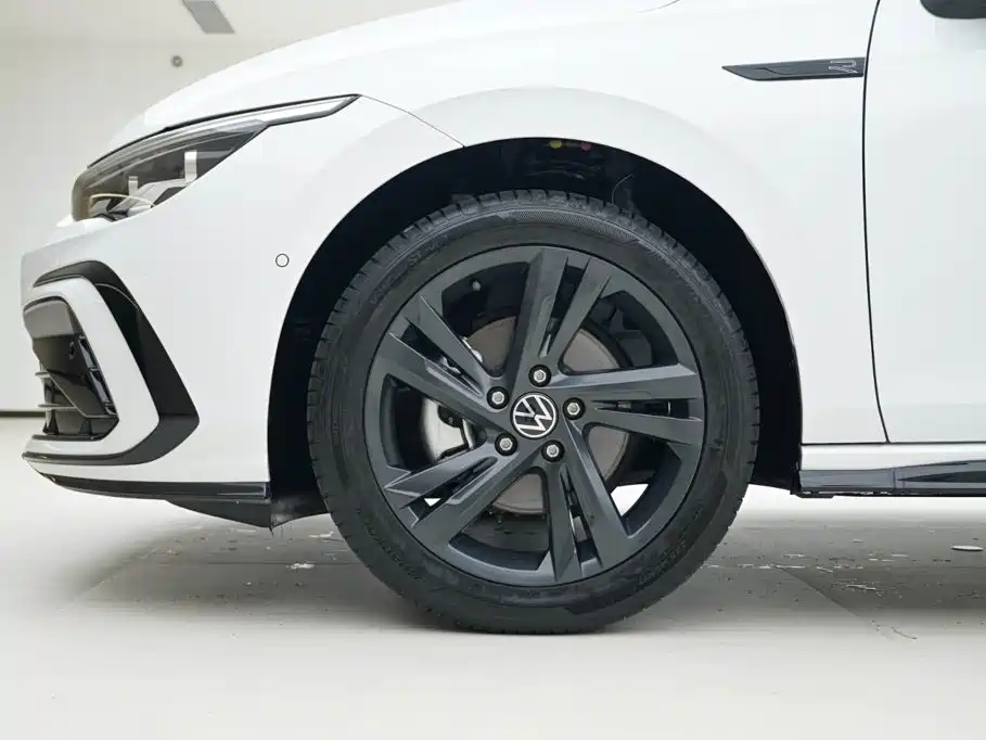 Golf 2024 280 TSI DSG R-Line 50th Anniversary Edition