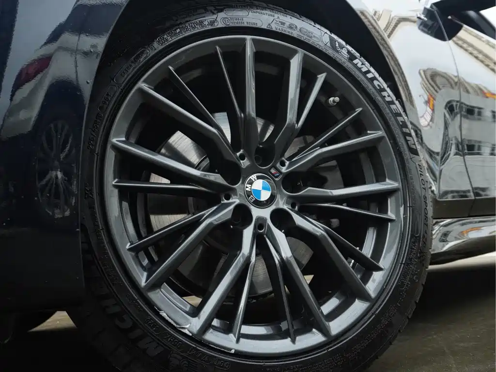 BMW 3 Series 2022 330Li xDrive M Sport Nightshade Package