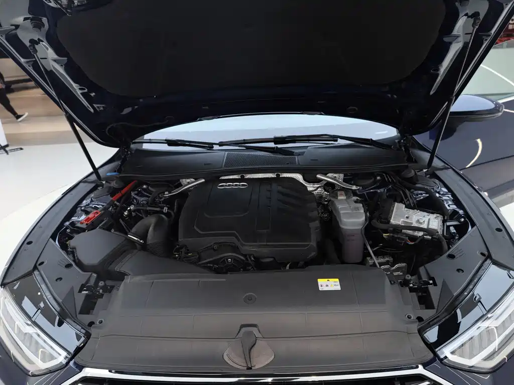 Audi A7L 2024 45TFSI S-line Zhumeng Edition Liucheng Package