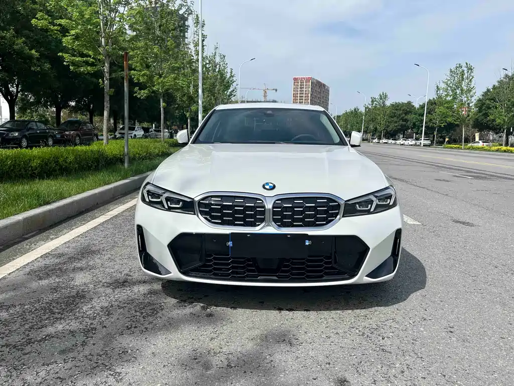 BMW 3 Series 2025 325Li M Sport Package