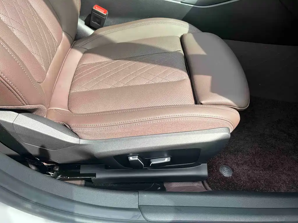 BMW 3 Series 2025 325Li M Sport Package