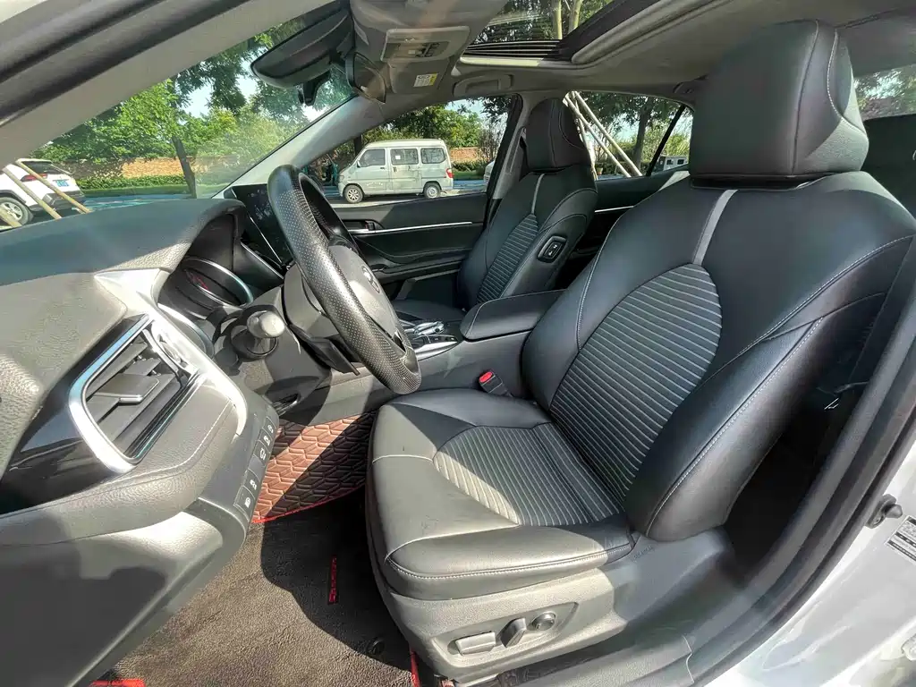 Camry 2023 2.0S Knight Edition