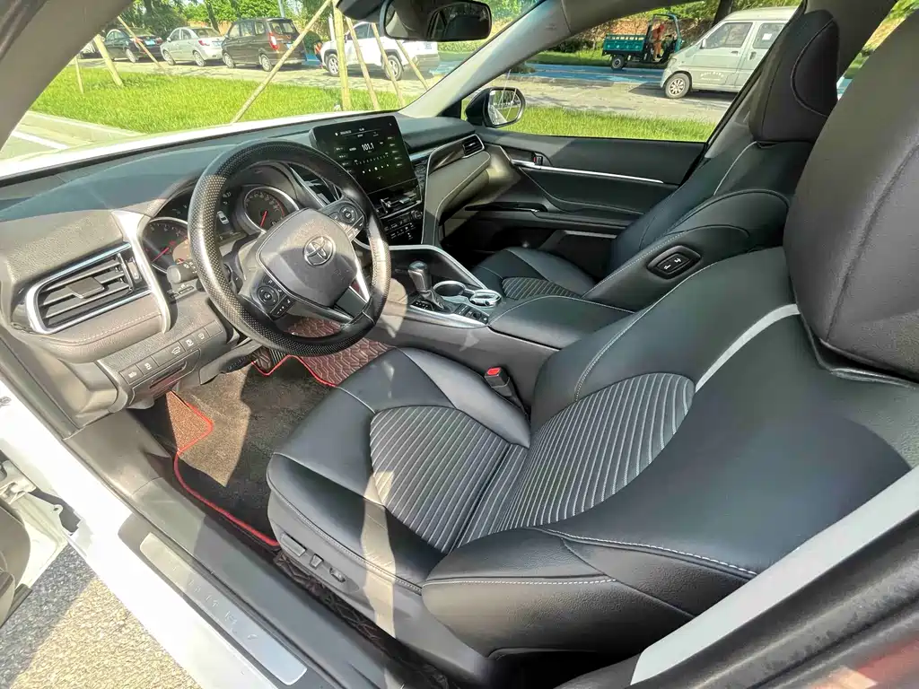 Camry 2023 2.0S Knight Edition