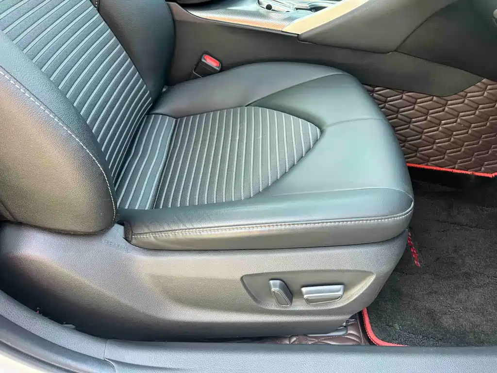 Camry 2023 2.0S Knight Edition