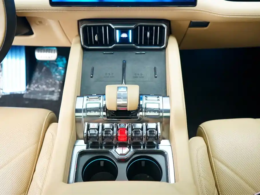 Bao 8 2025 Model Intelligent Courage Flagship Edition 7-seat