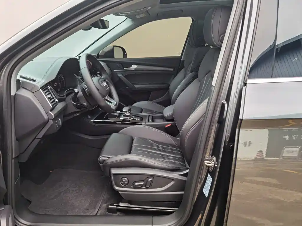 Audi Q5L 2022 Facelift 40T Premium Dynamic Edition