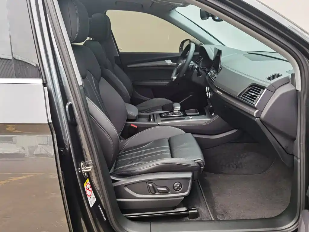 Audi Q5L 2022 Facelift 40T Premium Dynamic Edition
