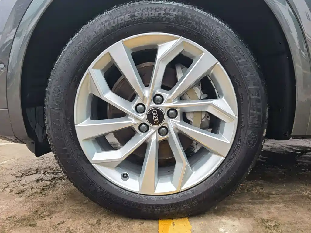 Audi Q5L 2022 Facelift 40T Premium Dynamic Edition