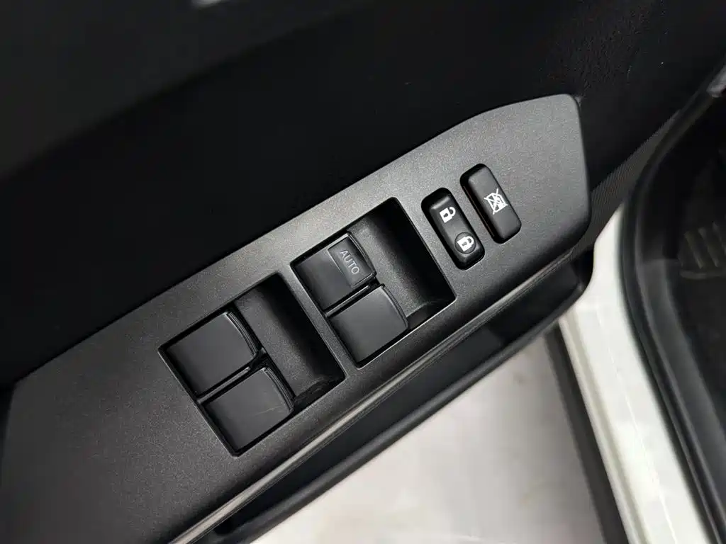 RAV4 2019款 2.0L CVT两驱智尚版 国VI