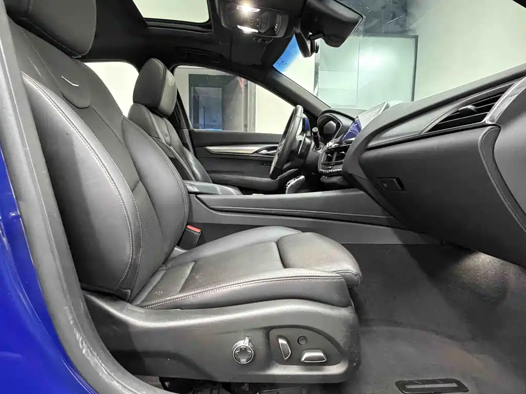 Cadillac CT5 2021 28T Sport Line