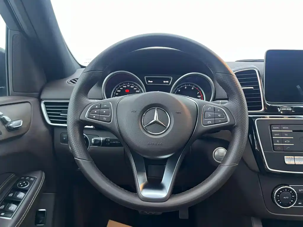 Mercedes-Benz GLE Import 2016 GLE 320 4MATIC Luxury Edition