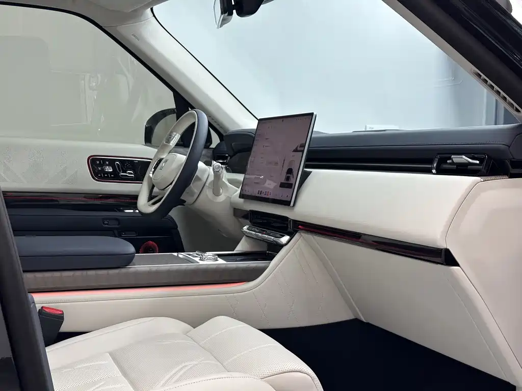 Jizhe 9X 2025 Model Hyper Edition 70kWh