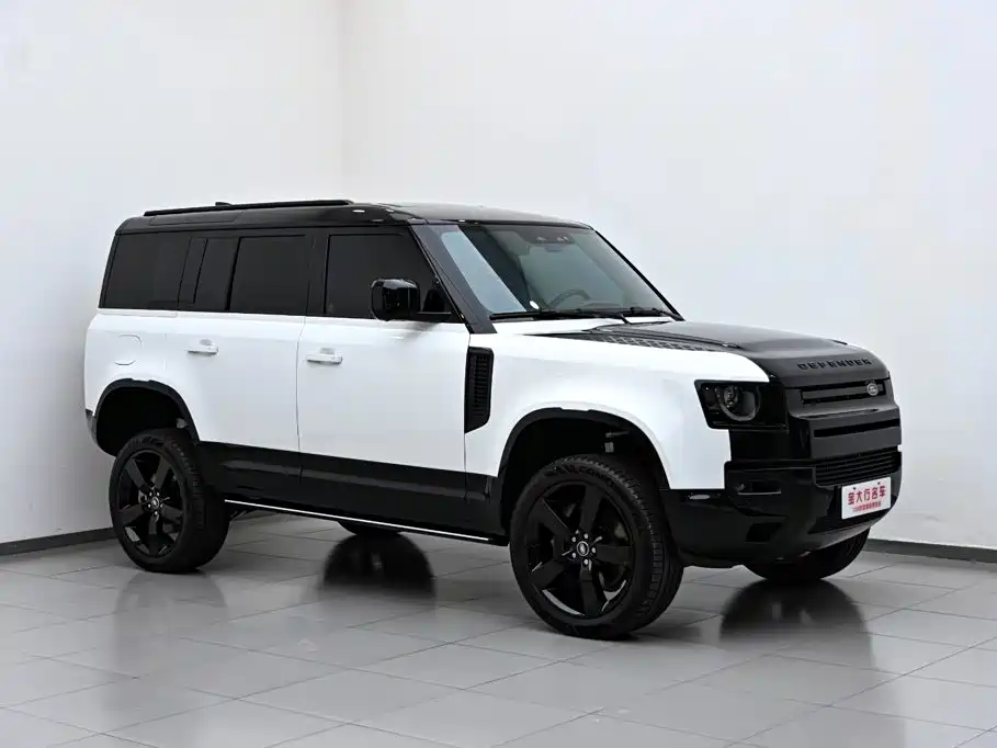 Land Rover Defender 2025 110 3.0T P400 X-Dynamic HSE