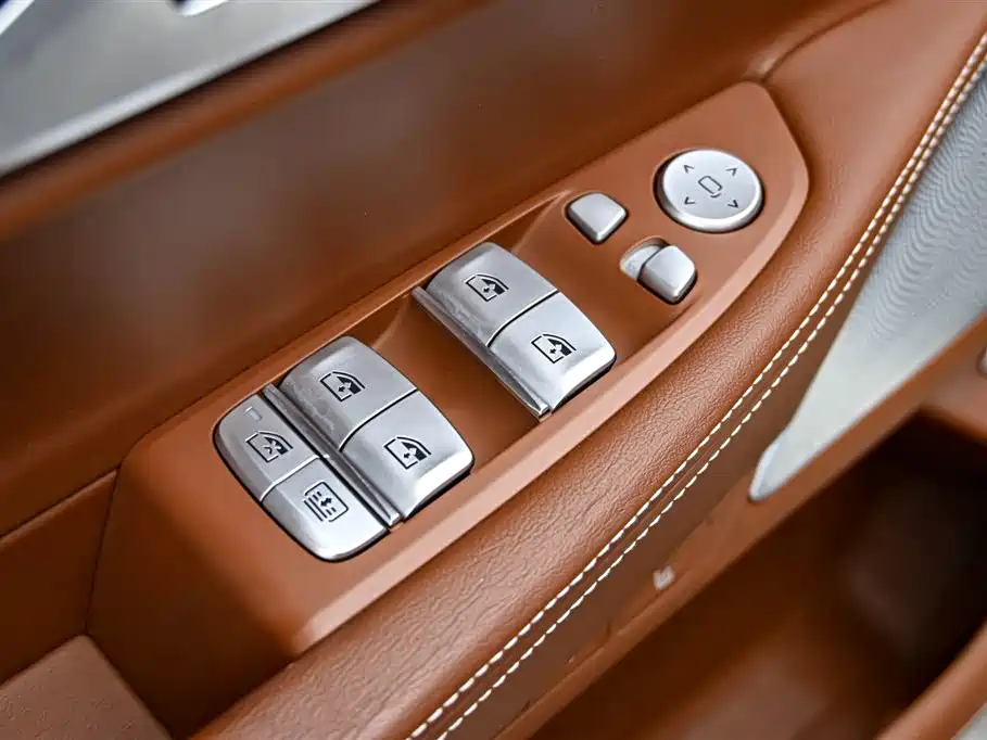 BMW 7 Series 2018 740Li xDrive Luxury Edition M Sport Package