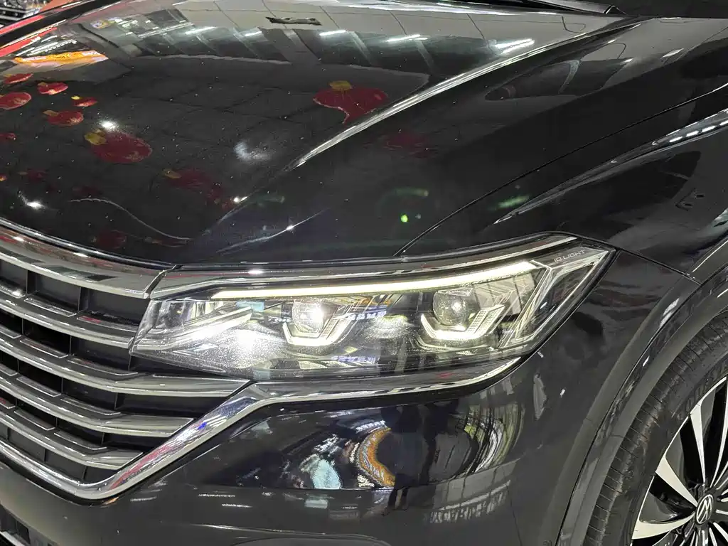 Viloran 2023 Model Year Revised 380TSI Flagship Edition