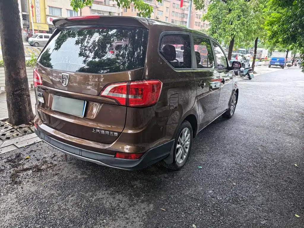 Baojun 730 2016 Model Year Revised 1.5L Manual Standard 7-Seat National Standard V