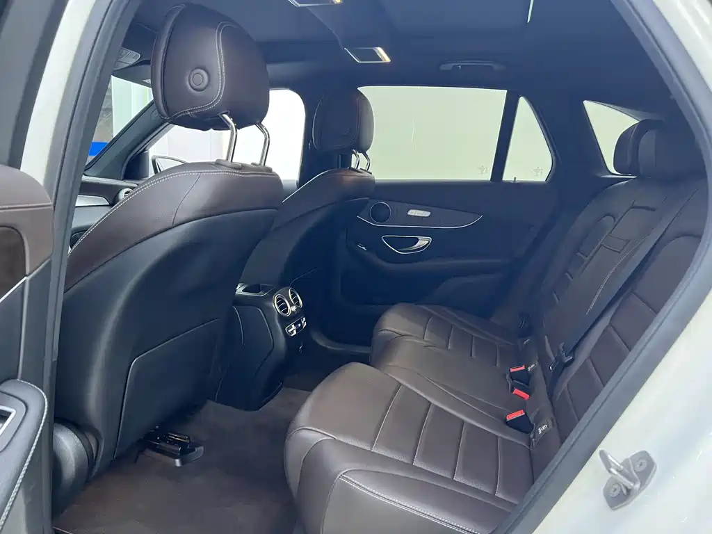 Mercedes-Benz GLC 300 L 4MATIC Dynamic Edition Limited Edition